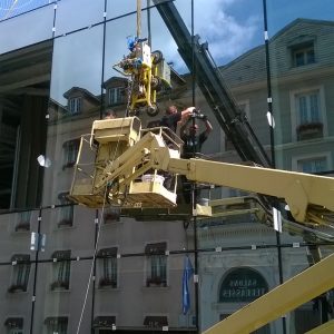 mur rideau pose a la grue